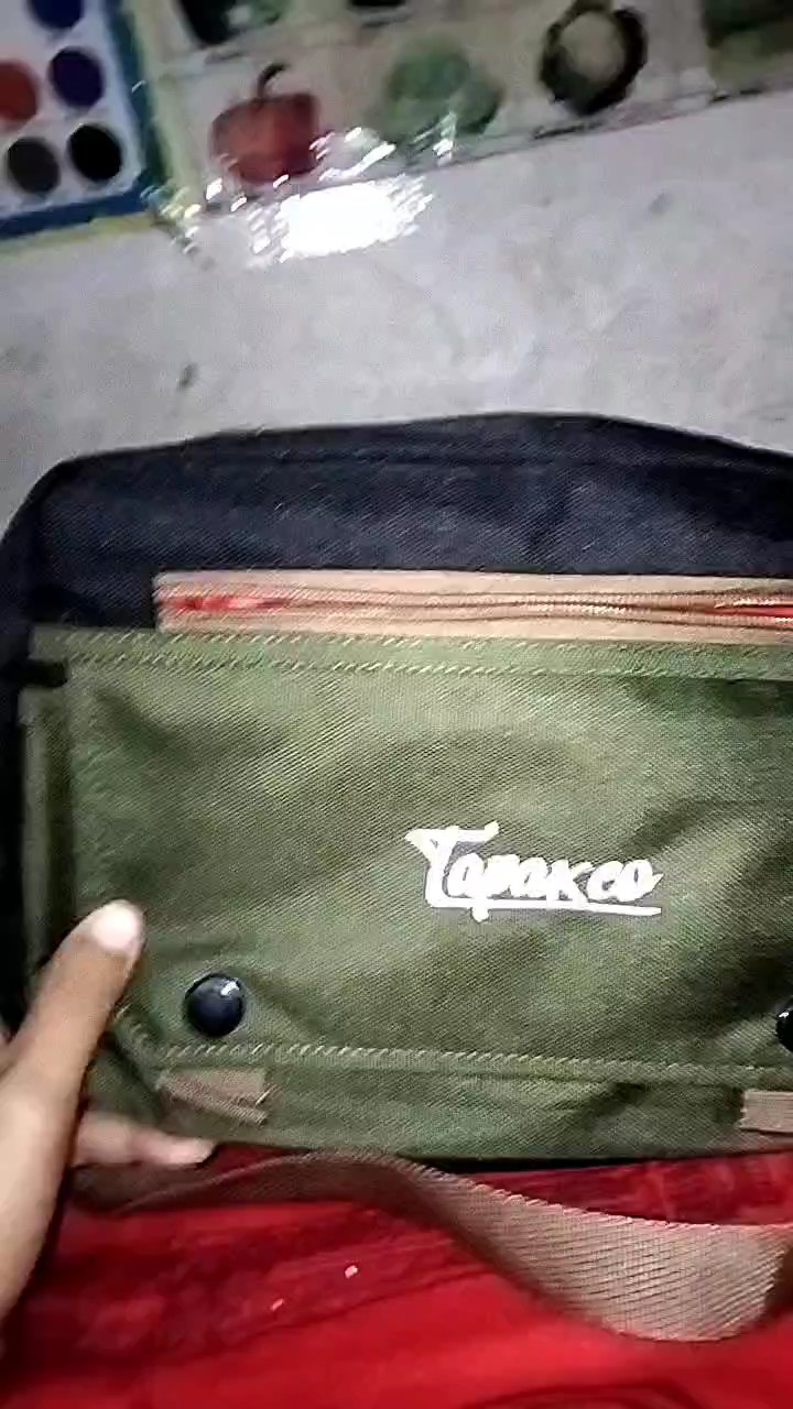Foto ulasan pembeli kariska223, varian hitam hijau s.moca