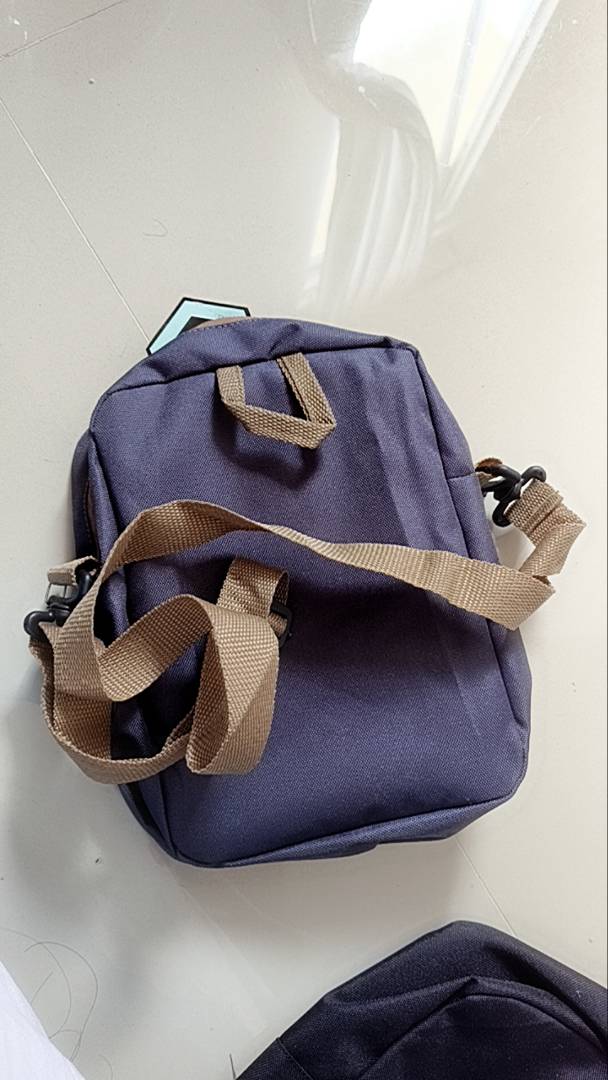 4. Tas Selempang Slingbag Pushop Marco - foto 5 dari 10