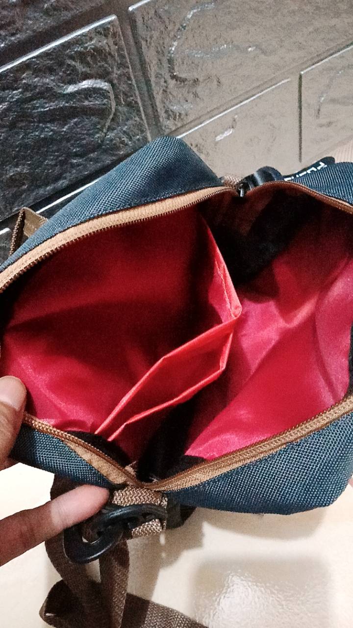 4. Tas Selempang Slingbag Pushop Marco - foto 10 dari 10