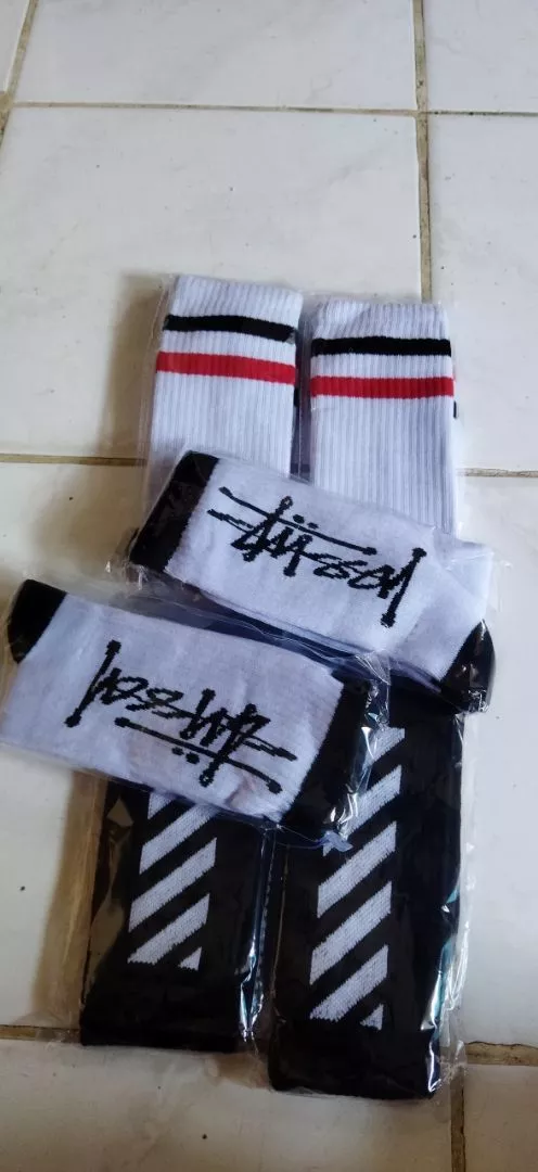 kaos kaki skate oldschool / Kaos kaki kekinian - Foto ulasan pembeli
