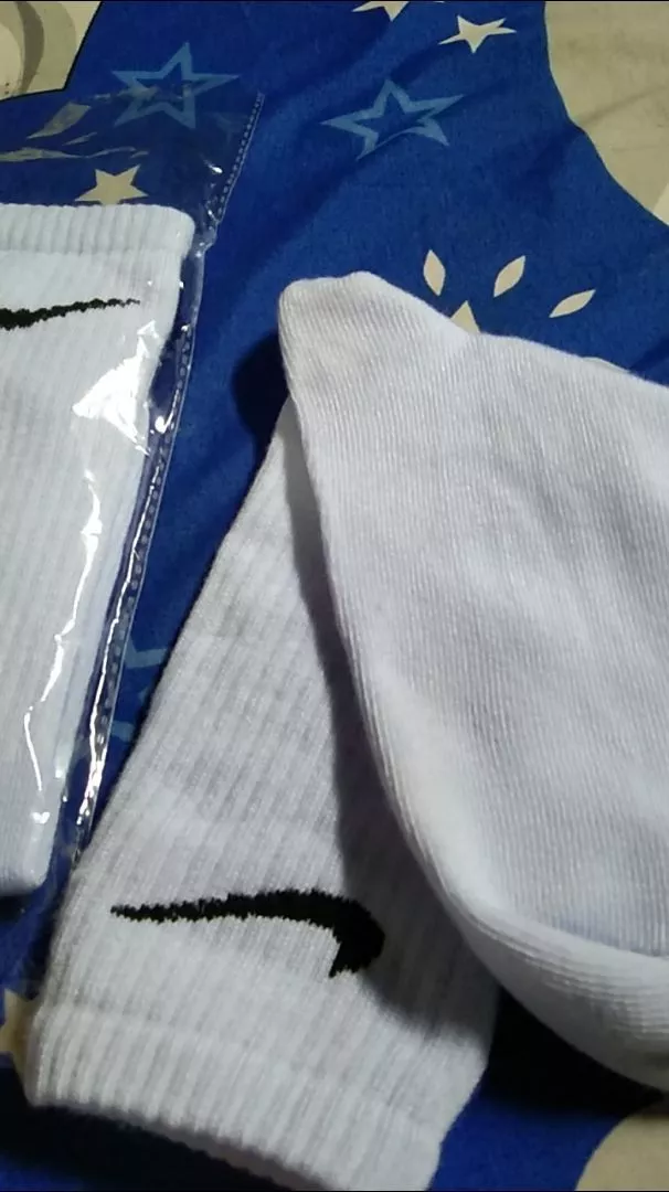 kaos kaki skate oldschool / Kaos kaki kekinian - Foto ulasan pembeli