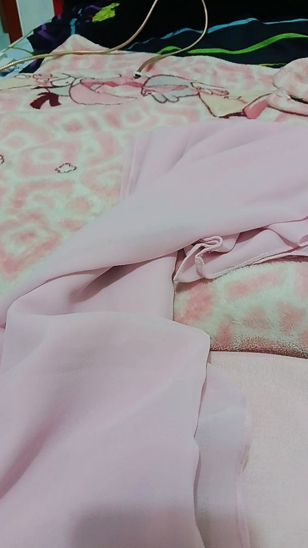 Solmè Pashmina Ceruty Babydoll | Hijab Premium Lembut Jatuh Ringan & Elegan - foto 2 dari 10