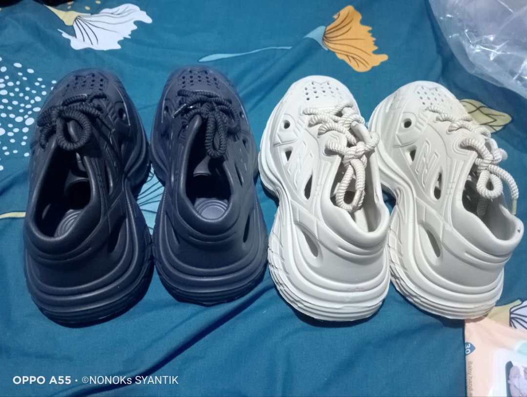 Foto ulasan pembeli mamanok8614, varian Khaki,36, Hitam,36