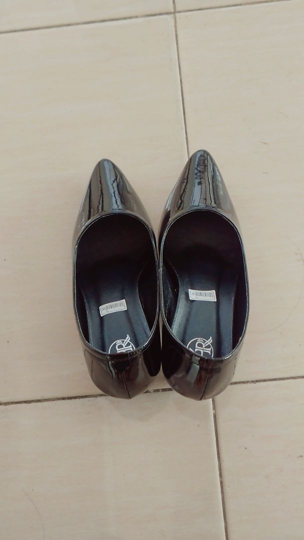 Photo review by i*****h, variant Hitam,38
