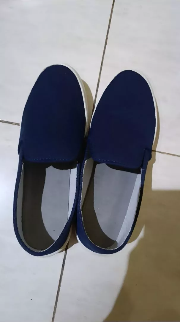Foto ulasan pembeli meyzan_63, varian NAVY,38