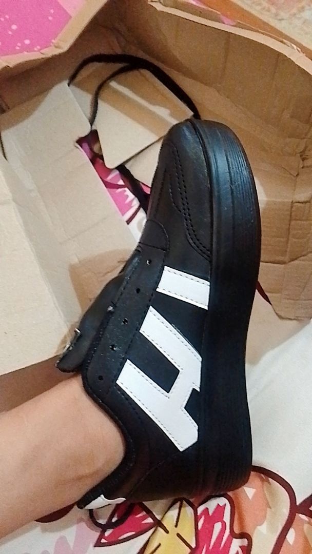 Foto ulasan pembeli nurmaniar361, varian Hitam List Putih,39