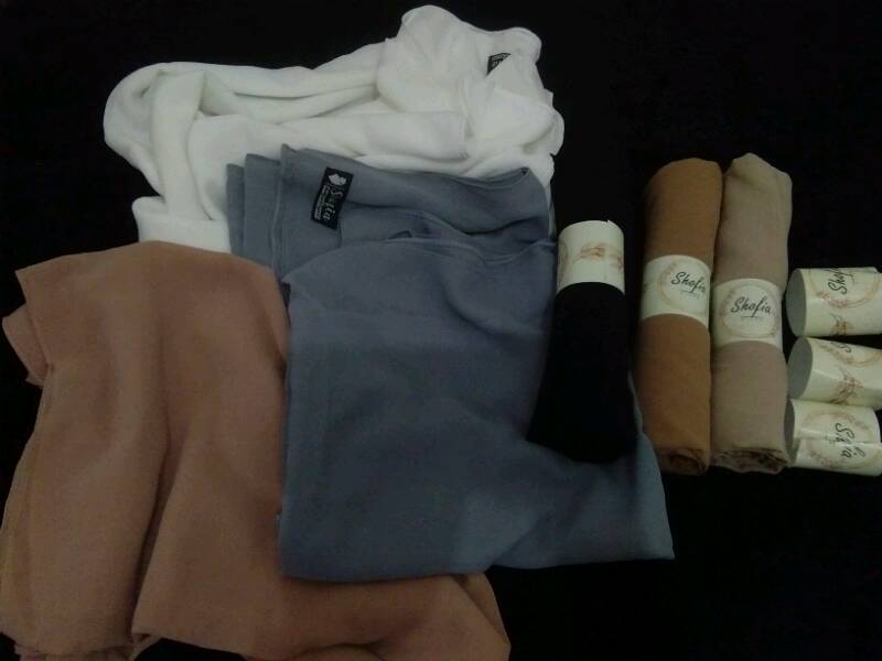 Foto ulasan Shofia Hijab Pashmina Ceruty Babydoll Lembut