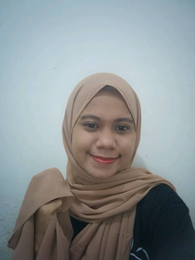 Foto ulasan Shofia Hijab Pashmina Ceruty Babydoll Lembut