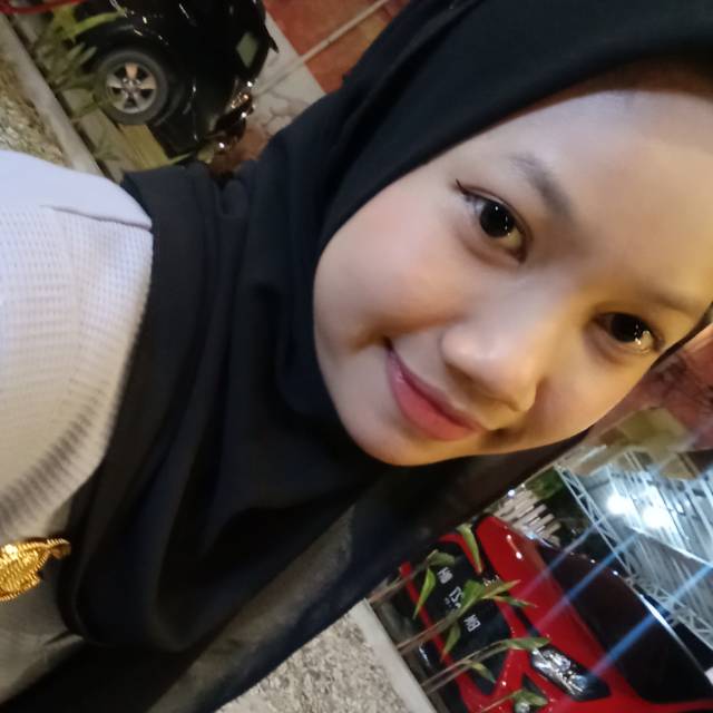 Foto ulasan Syamsiar Hijab - Jilbab Pashmina Instan Jersey Premium Inner Tutup Leher Wanita Kerudung Pasmina Panjang Nutup Leher Jilbab Jersey Langsung Pakai Praktis Lembut Nyaman Daily Kekinian