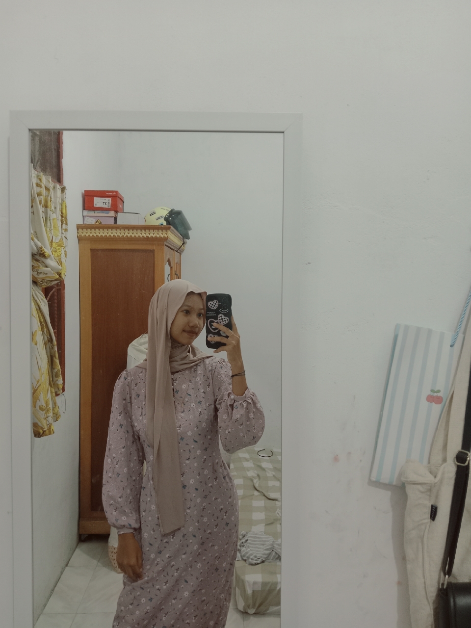 Foto ulasan Syamsiar Hijab - Jilbab Pashmina Instan Jersey Premium Inner Tutup Leher Wanita Kerudung Pasmina Panjang Nutup Leher Jilbab Jersey Langsung Pakai Praktis Lembut Nyaman Daily Kekinian