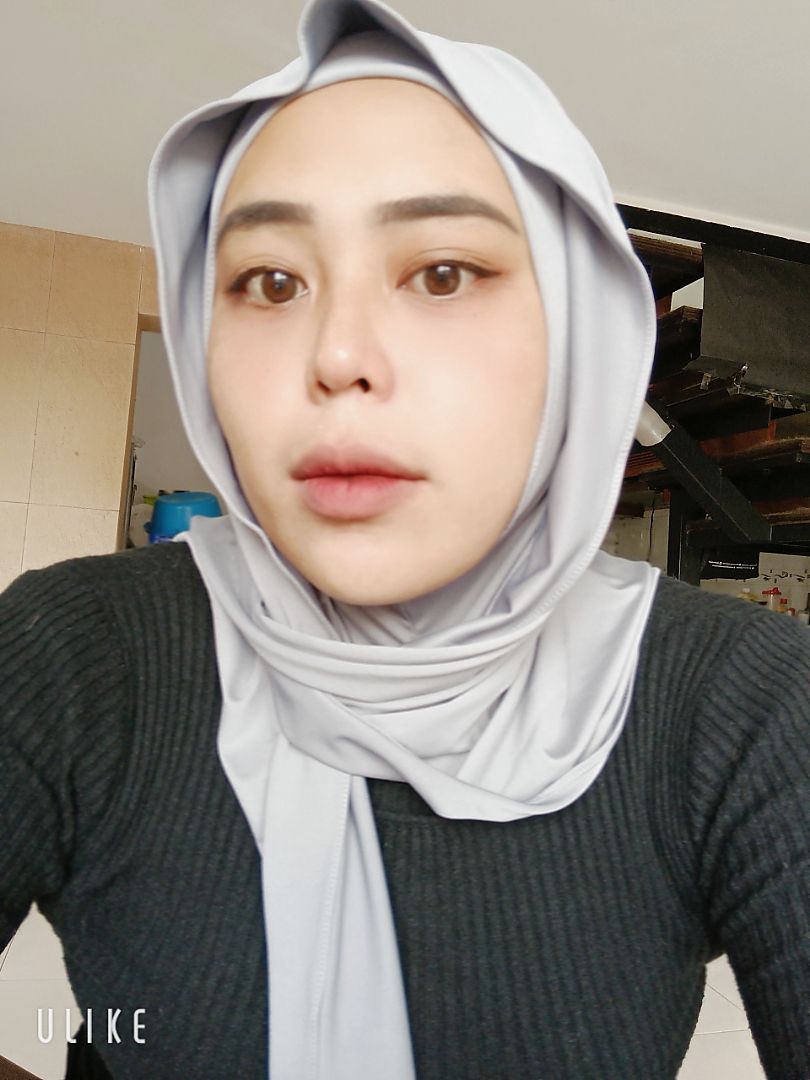 Foto ulasan Syamsiar Hijab - Jilbab Pashmina Instan Jersey Premium Inner Tutup Leher Wanita Kerudung Pasmina Panjang Nutup Leher Jilbab Jersey Langsung Pakai Praktis Lembut Nyaman Daily Kekinian