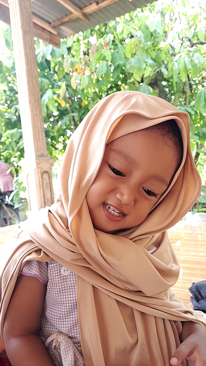 Foto ulasan Syamsiar Hijab - Jilbab Pashmina Instan Jersey Premium Inner Tutup Leher Wanita Kerudung Pasmina Panjang Nutup Leher Jilbab Jersey Langsung Pakai Praktis Lembut Nyaman Daily Kekinian