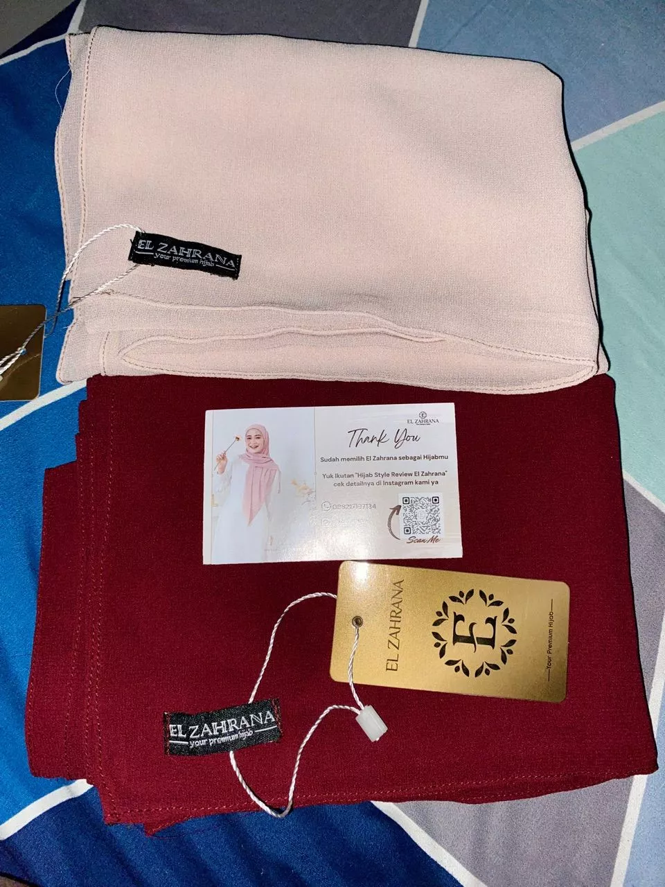 Foto ulasan pembeli n*****_, varian Vanila, Burgundy