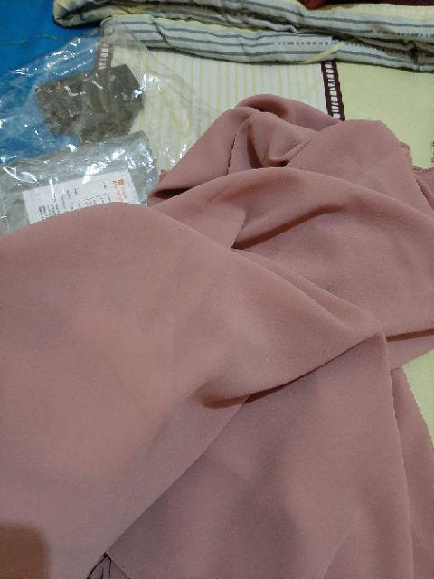 Foto ulasan Pashmina ceruty babydoll ultimate premium PART1