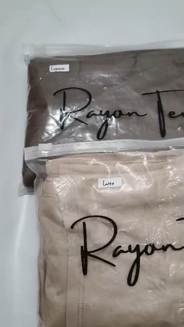 Foto ulasan Pashmina kaos RAYON TENCEL premium FREE POUCH