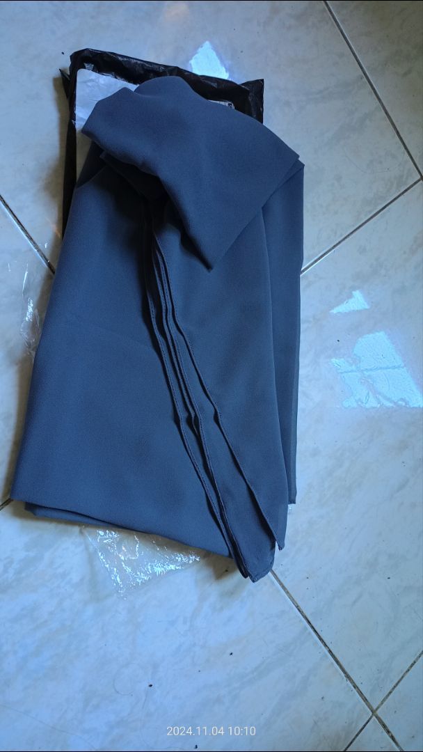 Foto ulasan Pashmina Syar'i Jumbo Ceruty Babydoll Premium