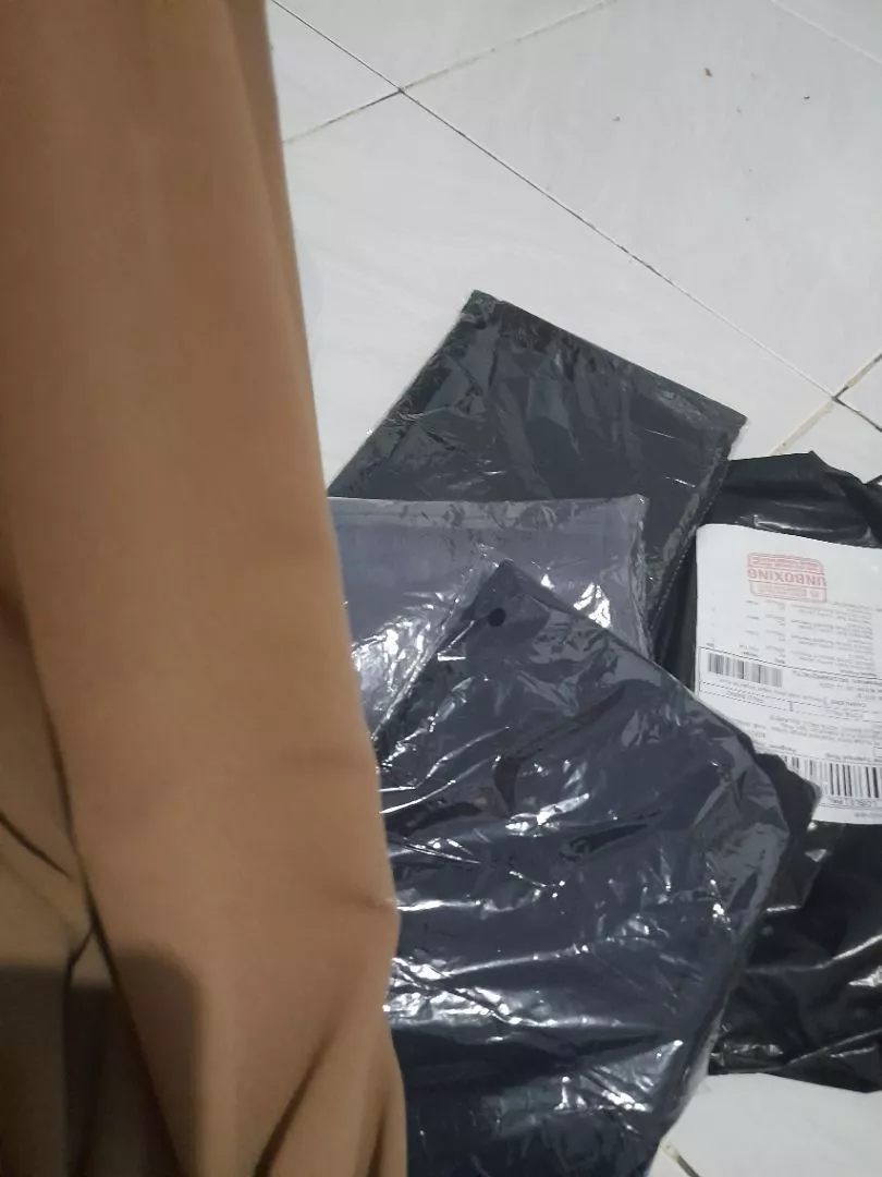 Foto ulasan Pashmina Syar'i Jumbo Ceruty Babydoll Premium