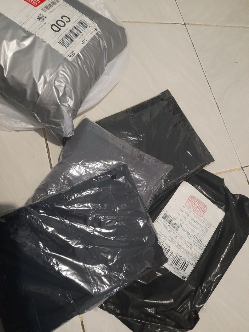 Foto ulasan Pashmina Syar'i Jumbo Ceruty Babydoll Premium