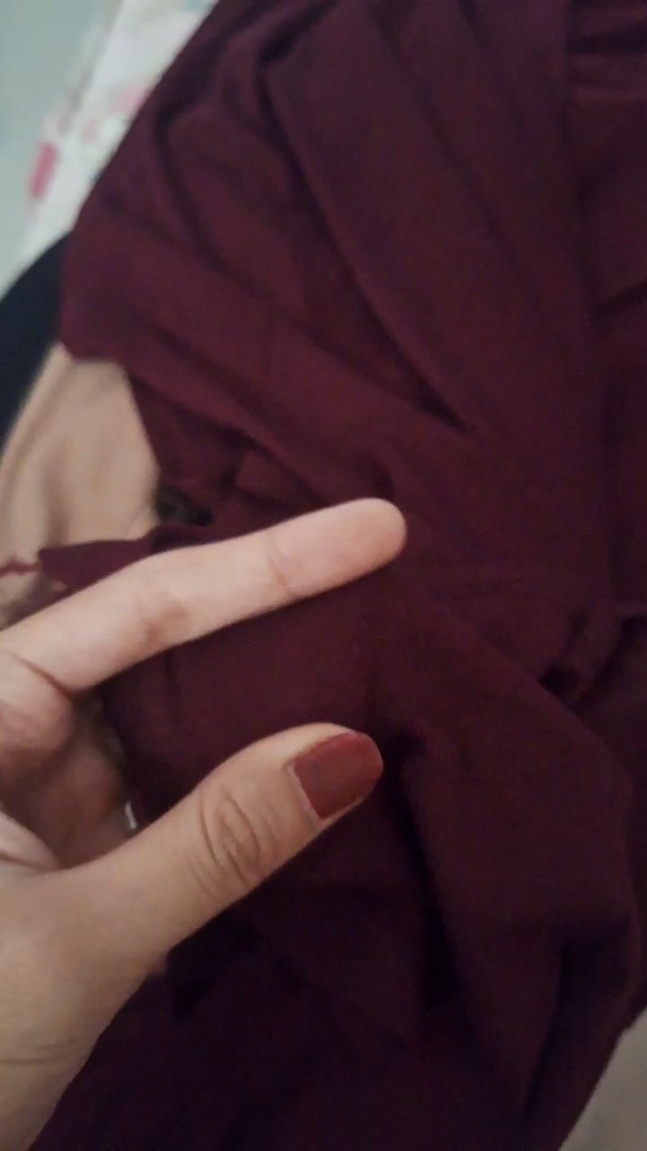 Foto ulasan Pashmina Rayon Viscose Elastis Jatuh Nyaman