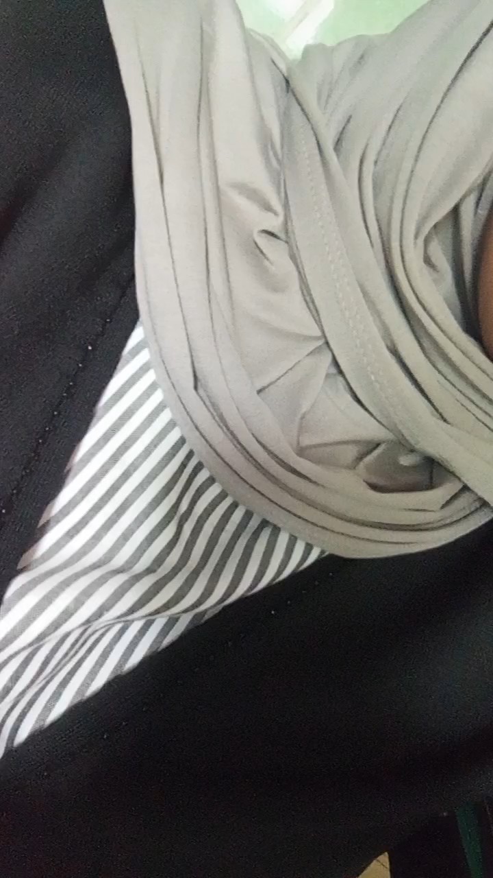 Foto ulasan Pashmina Tencel Rayon Premium || Pashmina Tencel shawl rayon