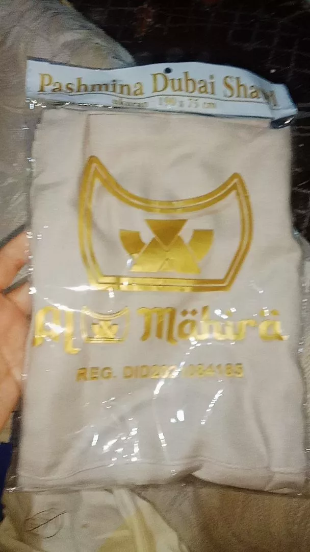 Foto ulasan Pashmina Voal Premium/Pashmina Arabian Voile Shawl/Pashmina Dubai