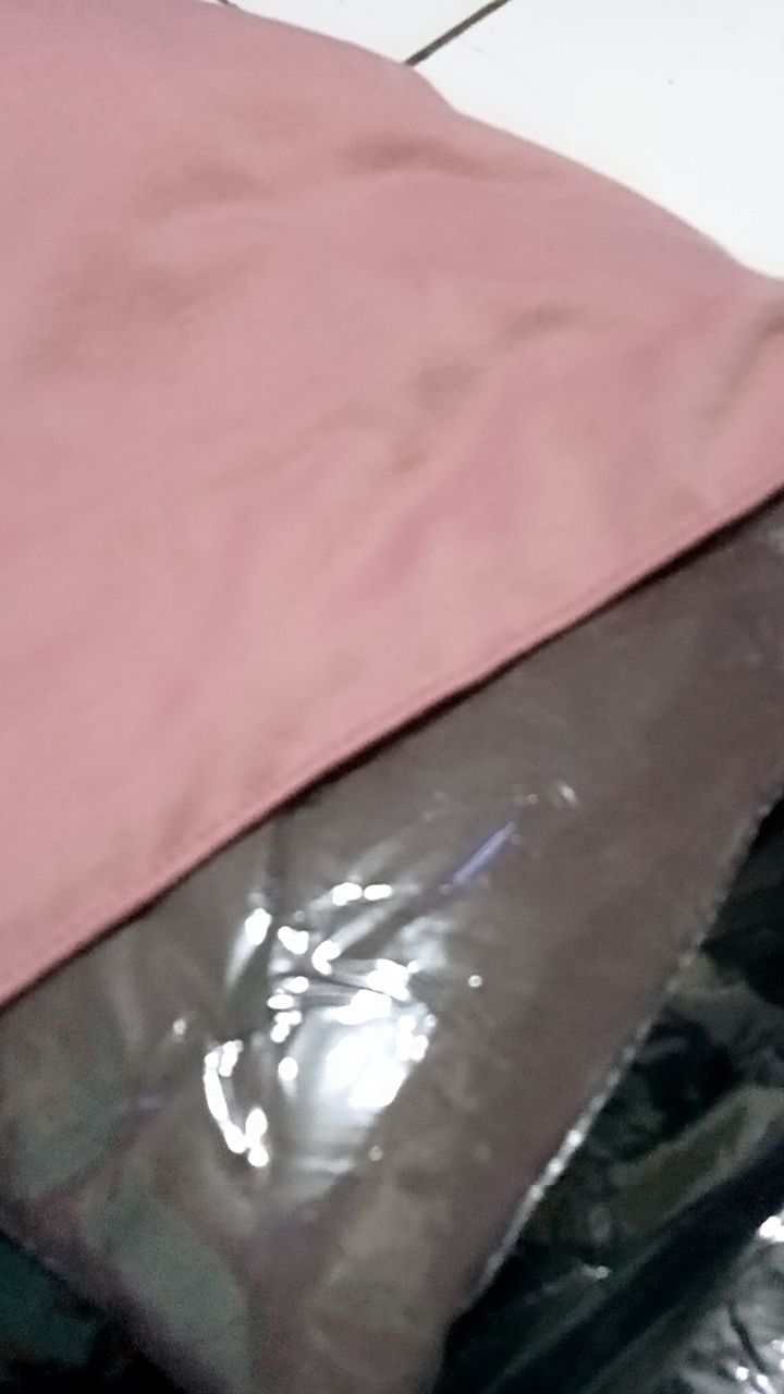 Foto ulasan Phasmina Kaos Rayon Premium//Phasmina Hijab Terbaru