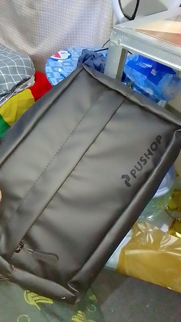 Foto ulasan pembeli d*****7, varian Hitam