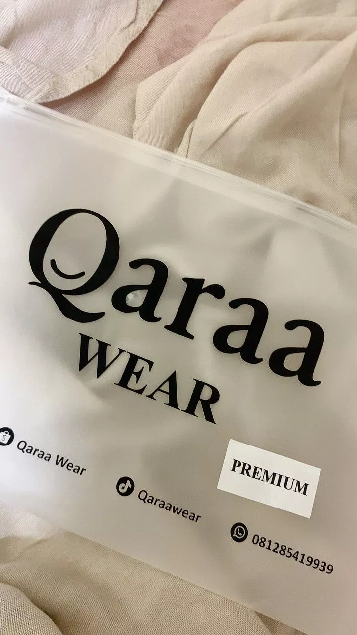 Foto ulasan Qaraa Wear Pashmina Viscose Bamboo Premium Lembut Mewah Terlaris