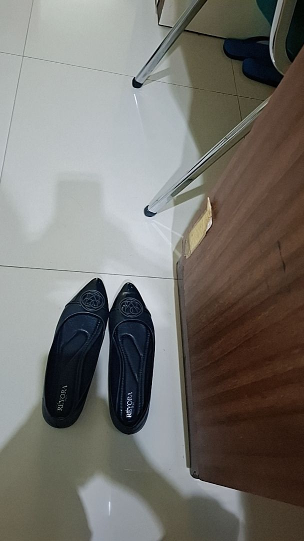 Foto ulasan pembeli novidatulkhusna96, varian BLACK,40