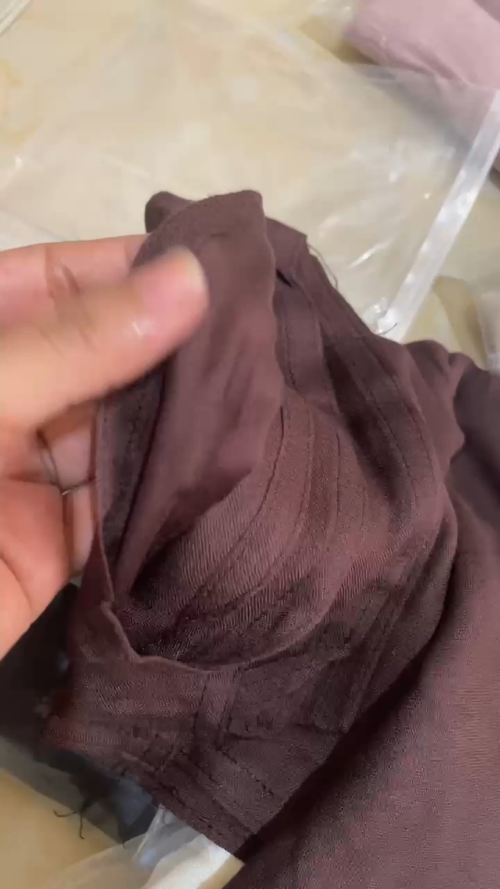 Foto ulasan RESYAH HIJAB~ Shawl Hijab Pashmina Viscose Bamboo Premium Eksklusif Lembut