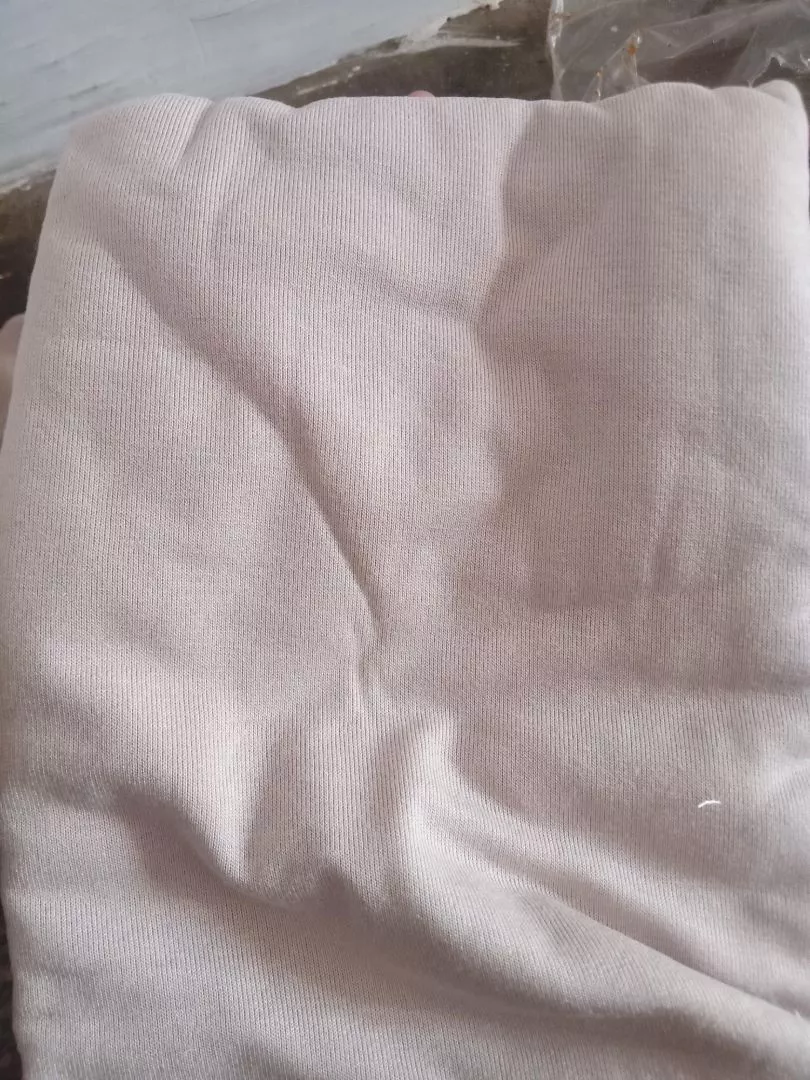Foto ulasan Rheno Hijab Pashmina Tencel Adem Lembut Elegan