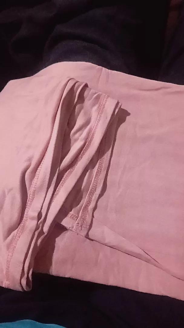 Foto ulasan Rheno Hijab Pashmina Tencel Adem Lembut Elegan