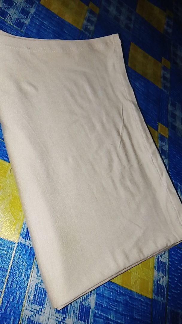Foto ulasan Rheno Hijab Pashmina Tencel Adem Lembut Elegan