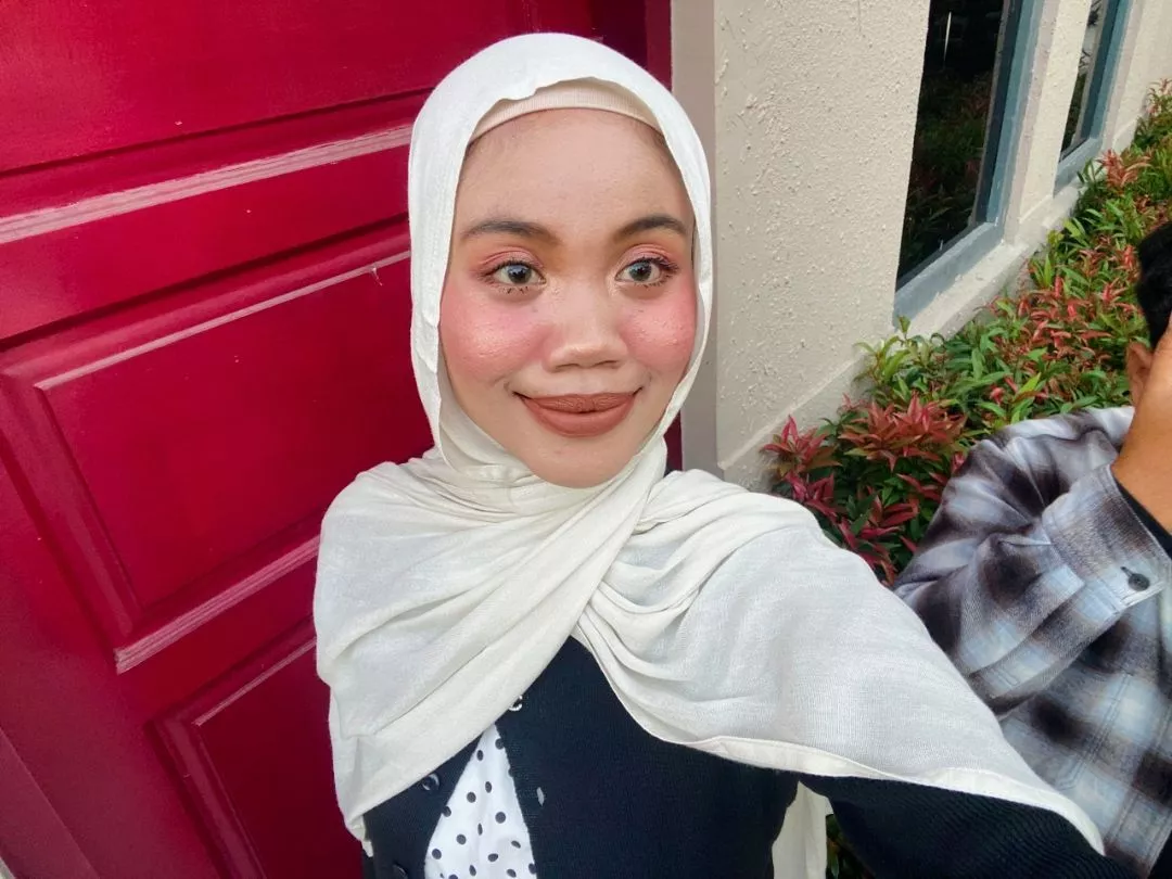 Foto ulasan RhenoHijab Pashmina Viscose Bamboo Premium | Hijab Kekinian Adem Lembut Nyaman