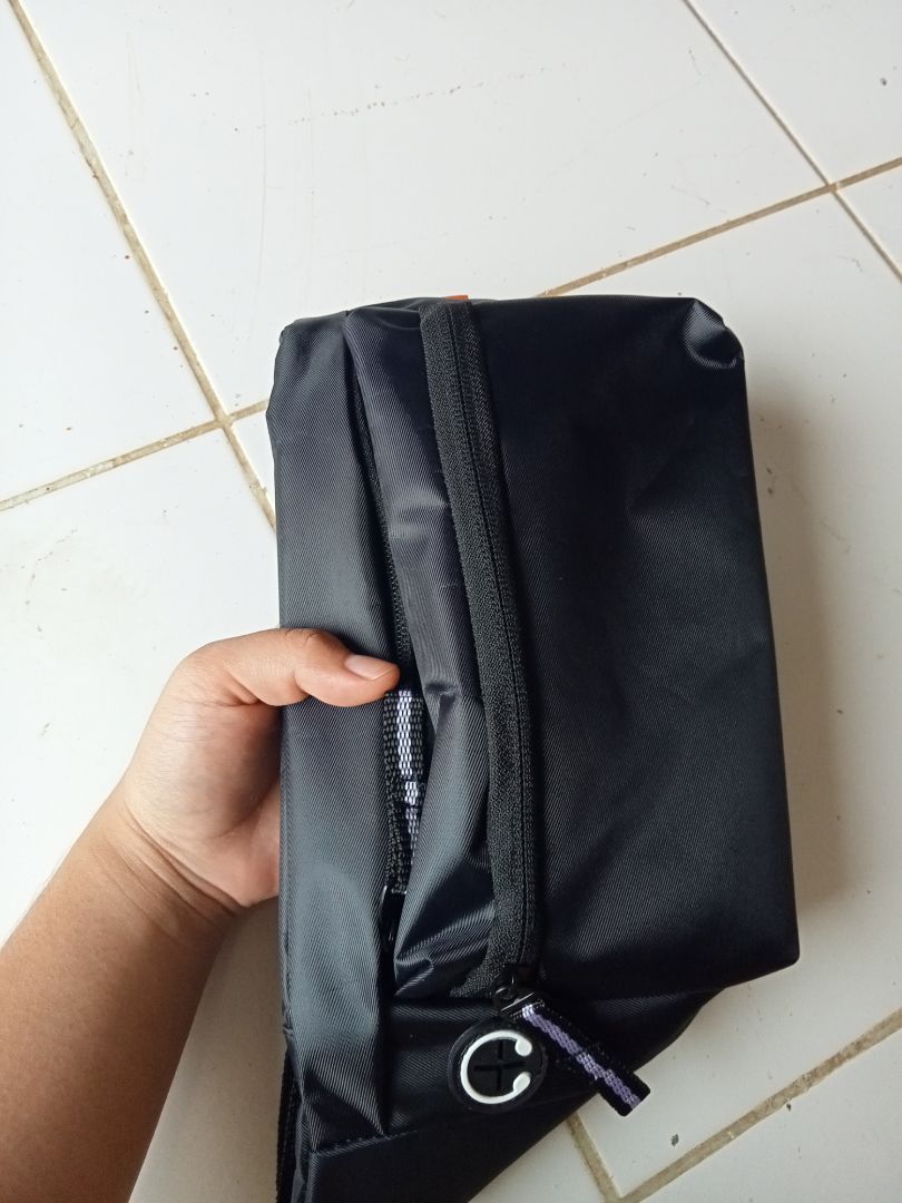 Photo review by z*****2, variant Hitam