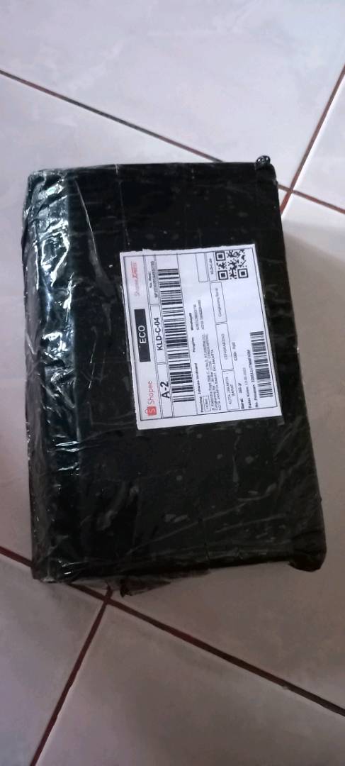 Foto ulasan pembeli j*****o, varian Abu Tua, Hitam, Cokelat Tua, ...