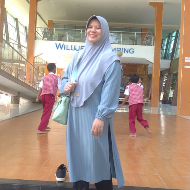 Foto ulasan TOP PROMO Hijab Pashmina Ceruty Babydoll Termurah