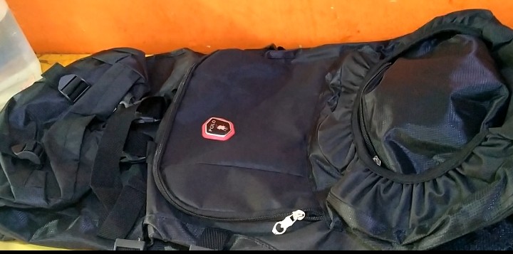 Foto ulasan pembeli fitrialhabsyi22, varian GNG.60Lt.HITAM
