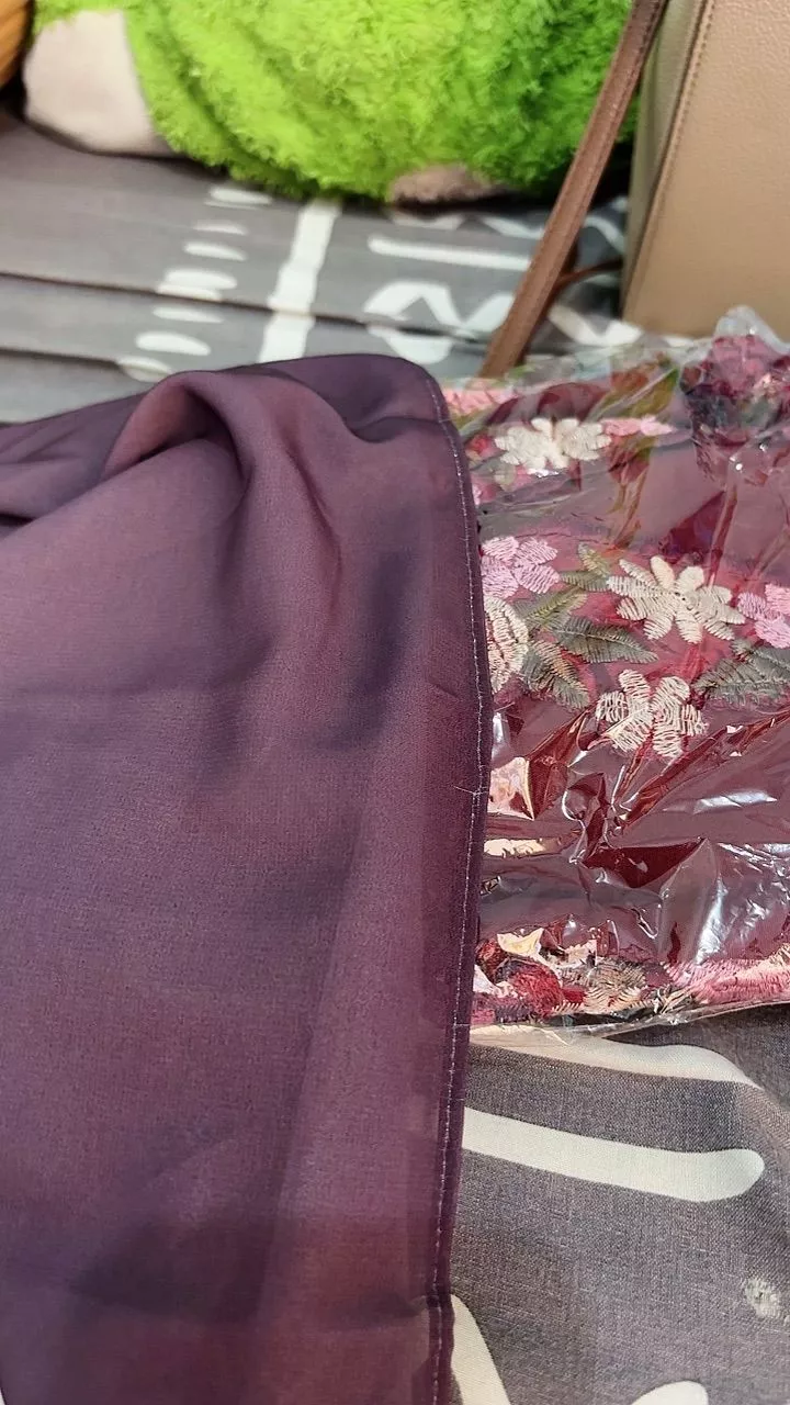 Foto ulasan Timcraft Pashmina Ceruty Baby Doll Gradasi Ombre Two Tone