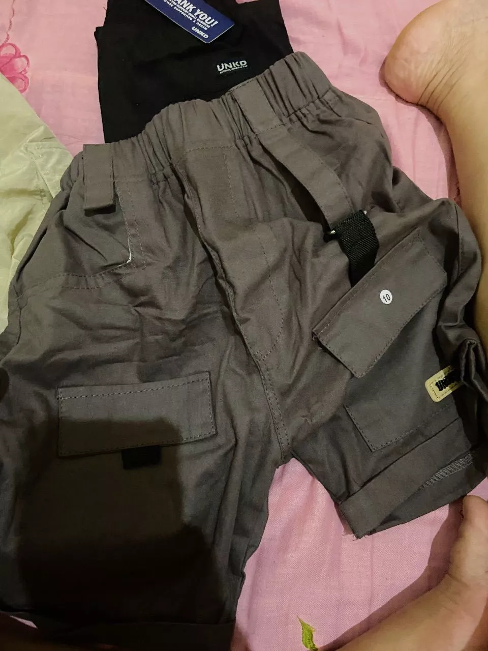 Photo review by akraputryzahra, variant Abu-abu,10