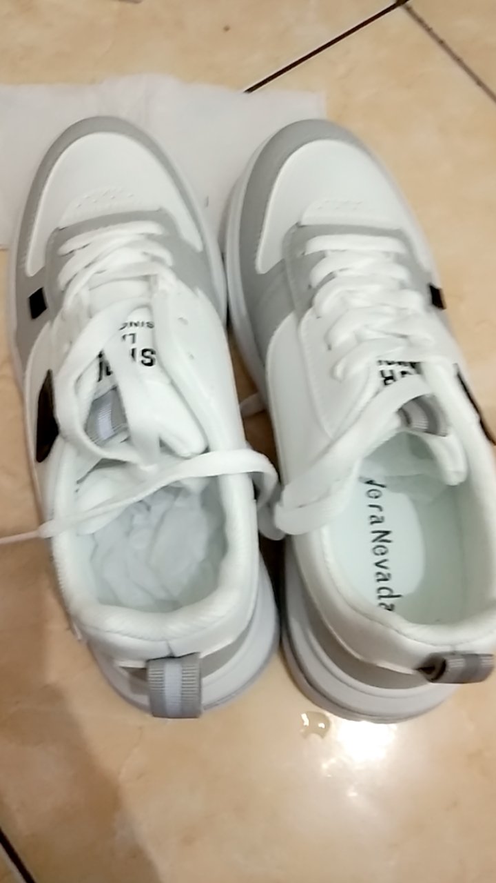 Foto ulasan pembeli arumjingga, varian GREY,39