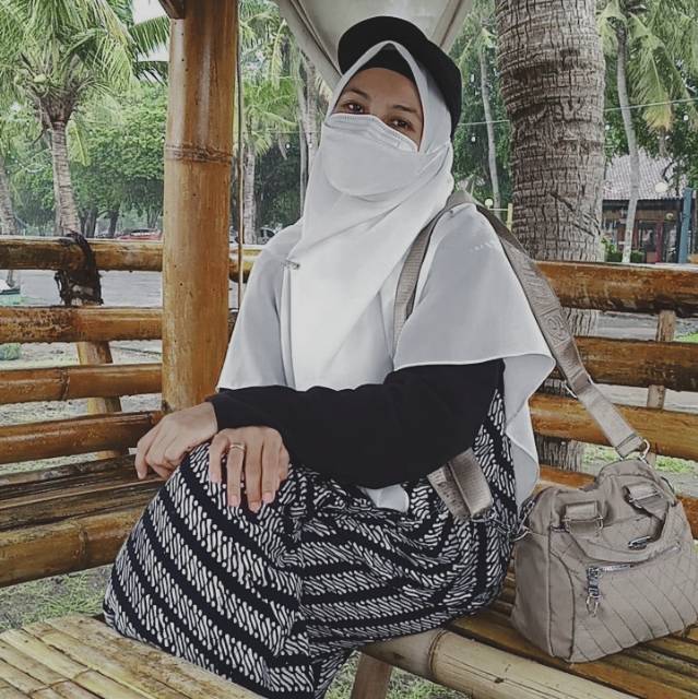 Yahwo hijab fashion - Gamis wanita seragam PNS Pemda pdh warna kheki - busui -bahan toyobo - Foto ulasan pembeli