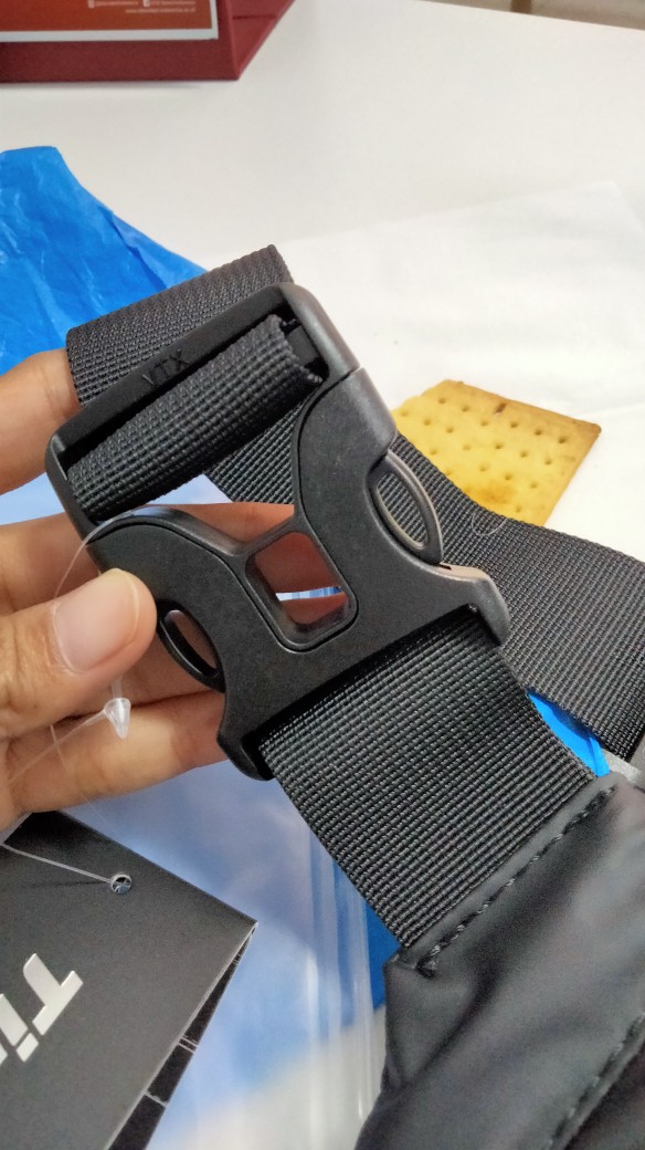 Foto ulasan Yipinu YQM-1 Tas Selempang Pria Wanita Anti Air