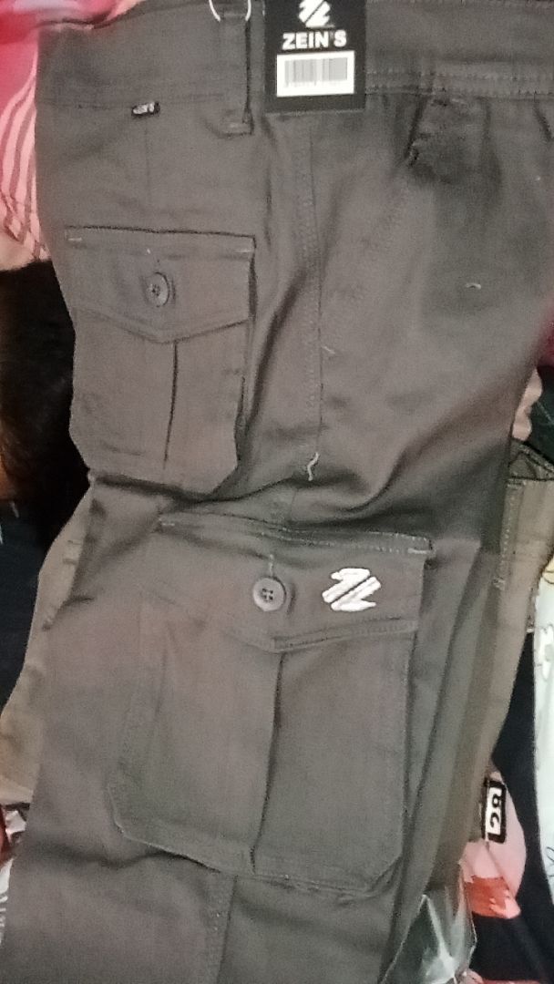 Foto ulasan pembeli ikaajahlah, varian COKLAT MILO,28, DARK GREY,28