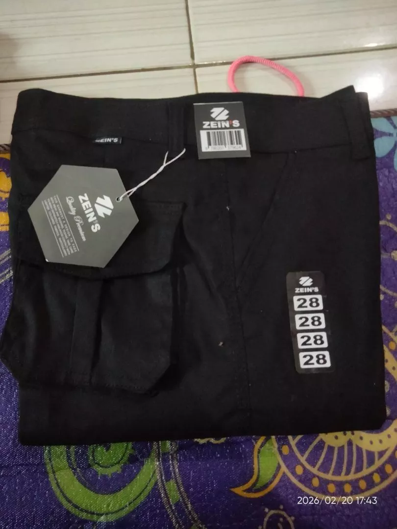 Foto ulasan pembeli r*****9, varian HTAM.,28