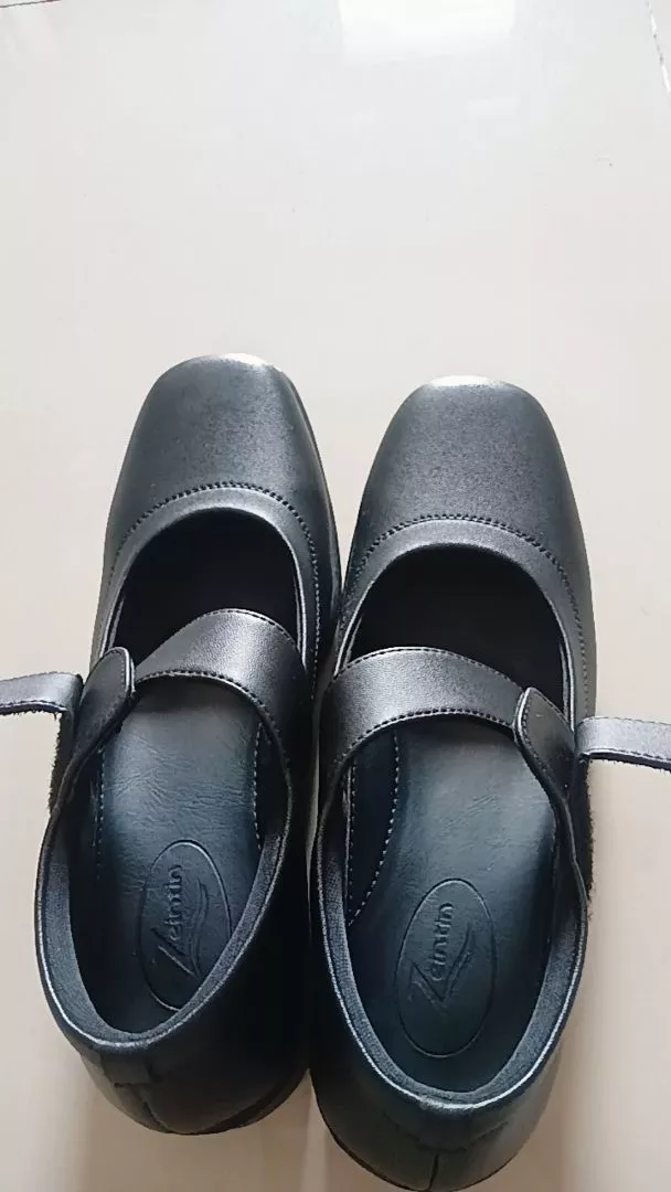 Foto ulasan Zeintin - Sepatu Pantofel Wanita Kasual Formal Sepatu Kerja Paskibra Wanita ZO