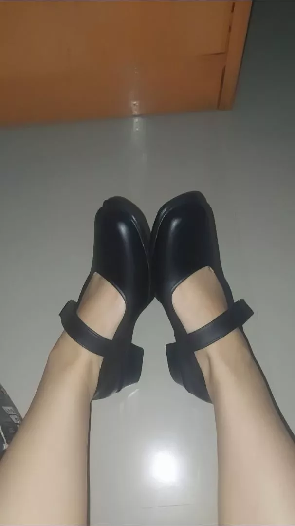 Foto ulasan Zeintin - Sepatu Pantofel Wanita Kasual Formal Sepatu Kerja Paskibra Wanita ZO